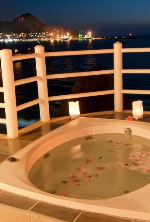 Noche Romántica Hotel Marina Puerto Dorado, Hotel en Manzanillo