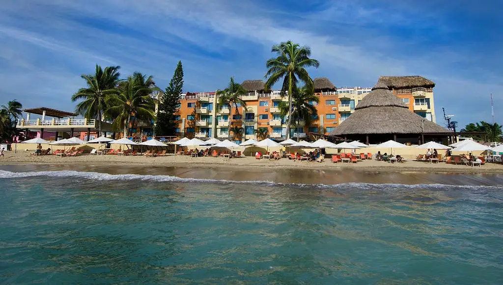 Hotel Marina Puerto Dorado, Hotel en Manzanillo Colima