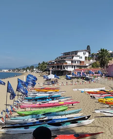 Kayak Hotel Marina Puerto Dorado, Hotel en Manzanillo Colina