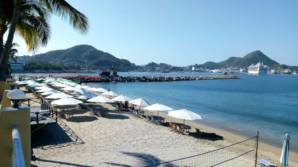 Playa Hotel Marina Puerto Dorado, Hotel en Manzanillo Colima
